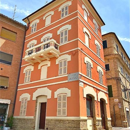 B&B Terrazza Sul Borgo Mogliano Екстериор снимка
