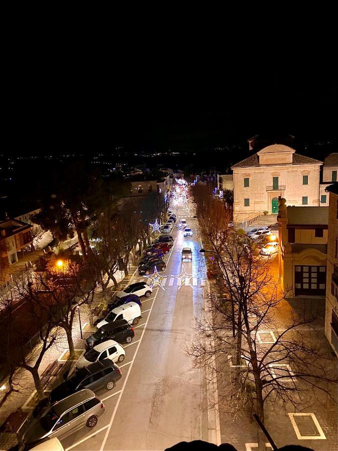 B&B Terrazza Sul Borgo Mogliano Екстериор снимка