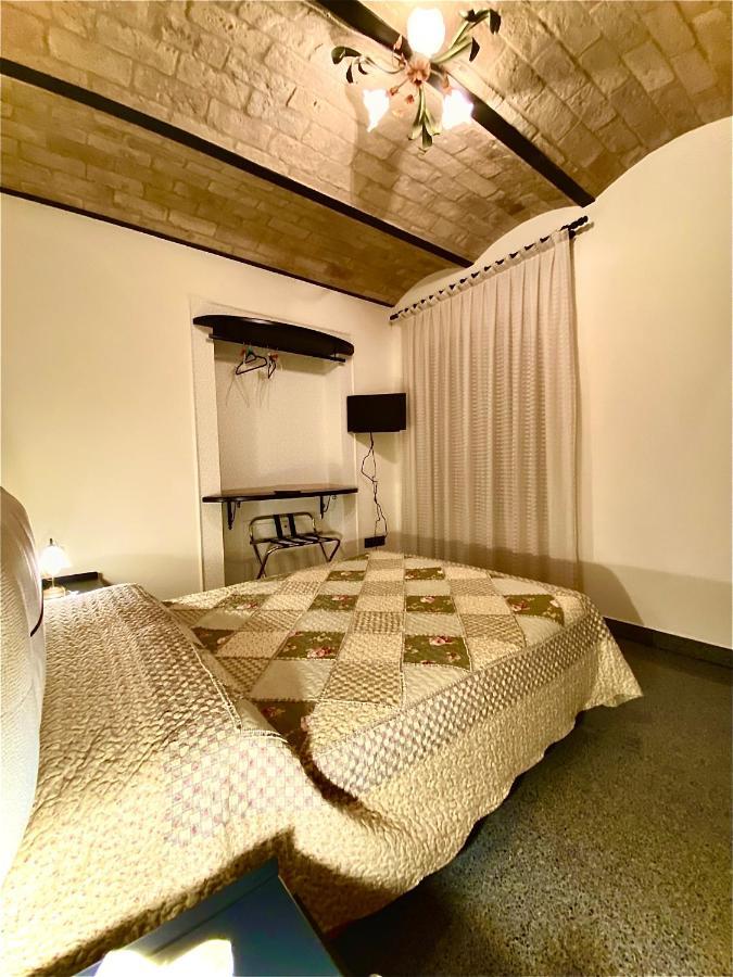 B&B Terrazza Sul Borgo Mogliano Екстериор снимка