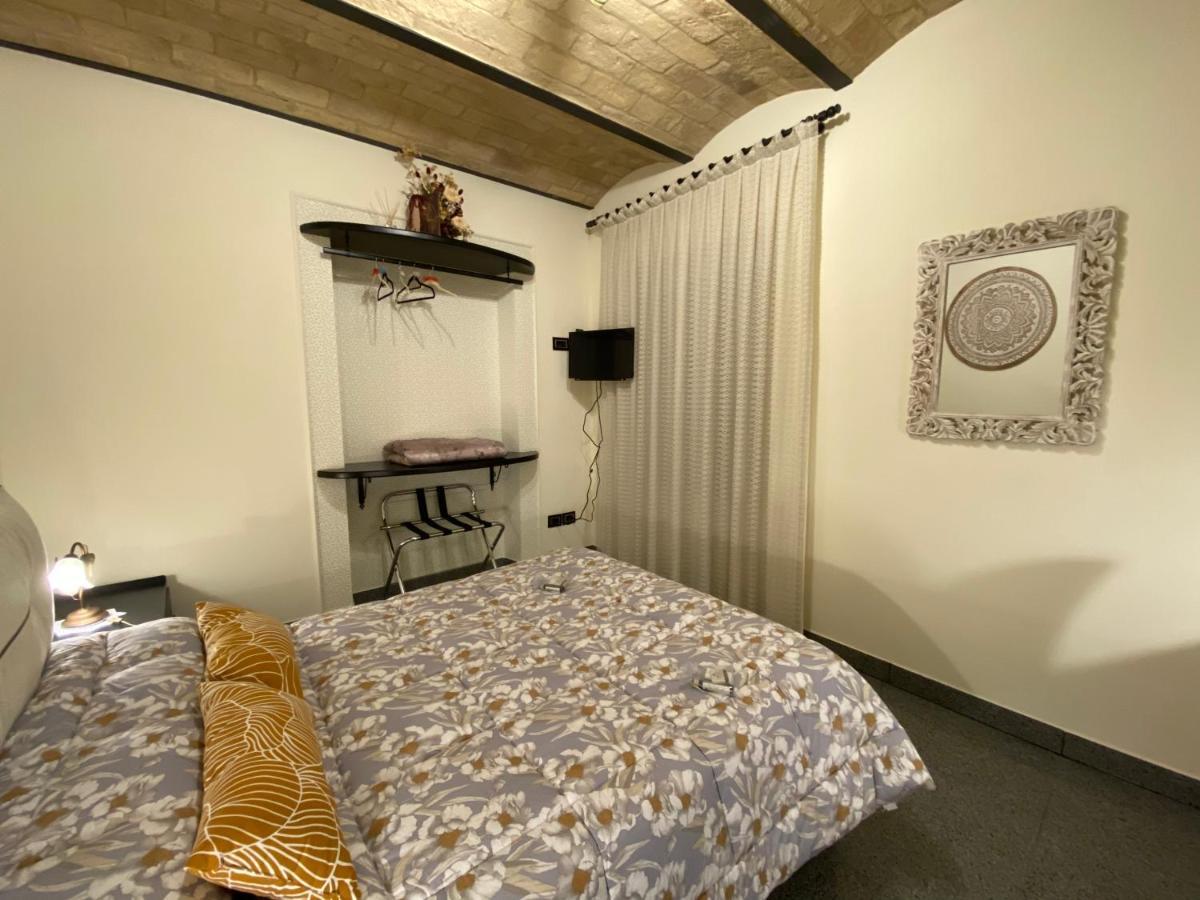 B&B Terrazza Sul Borgo Mogliano Екстериор снимка