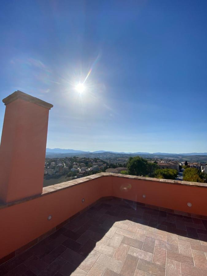 B&B Terrazza Sul Borgo Mogliano Екстериор снимка