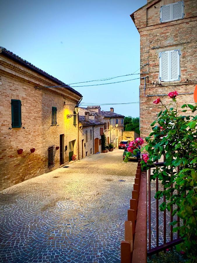 B&B Terrazza Sul Borgo Mogliano Екстериор снимка